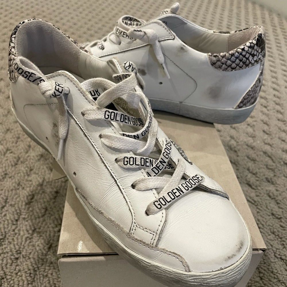 GOLDEN GOOSE 37 woman